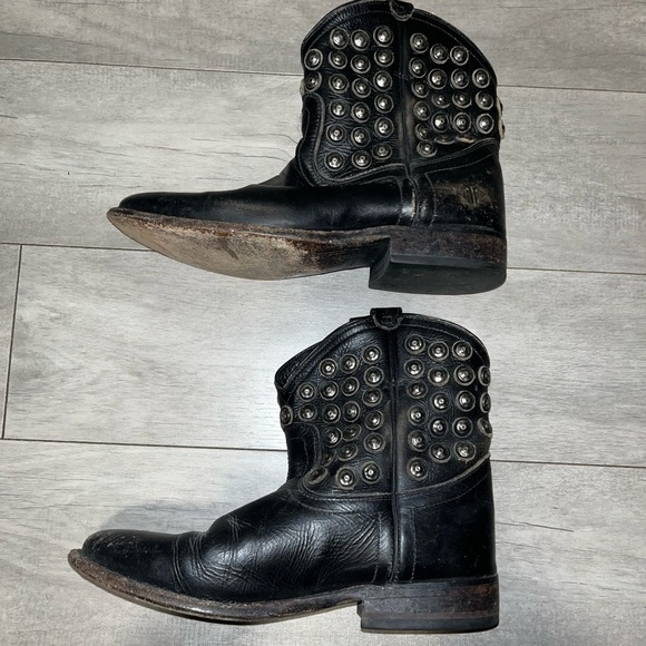 Frye Wyatt Disc Studded Ankle Boot - Picture 6 of 11